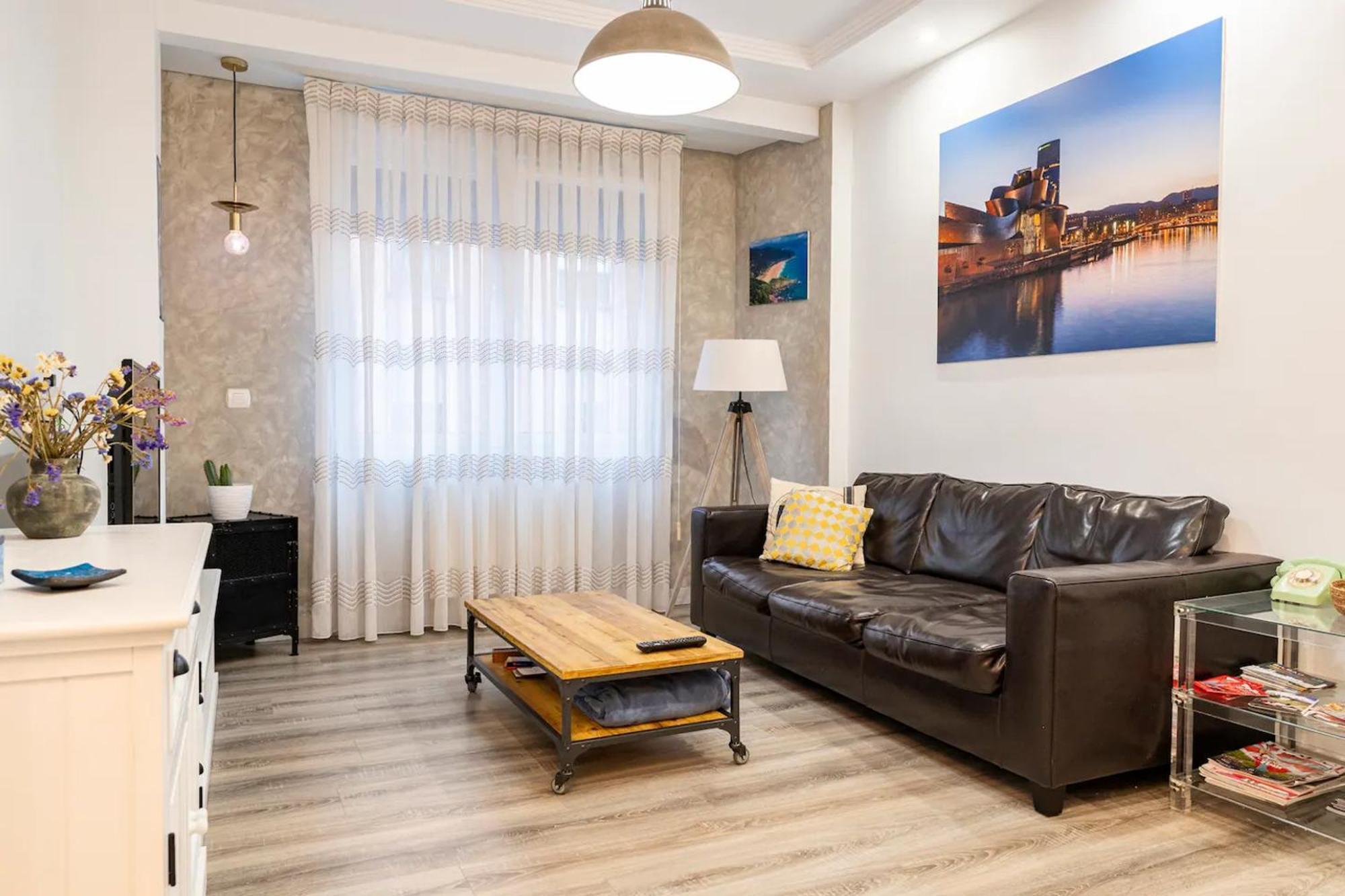 Amplio, Luminoso Y Moderno Cerca Del Casco Viejo Apartment Bilbao Bagian luar foto